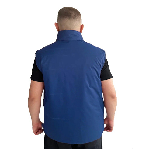 Жилет без стежки с накладными объёмными карманами синий